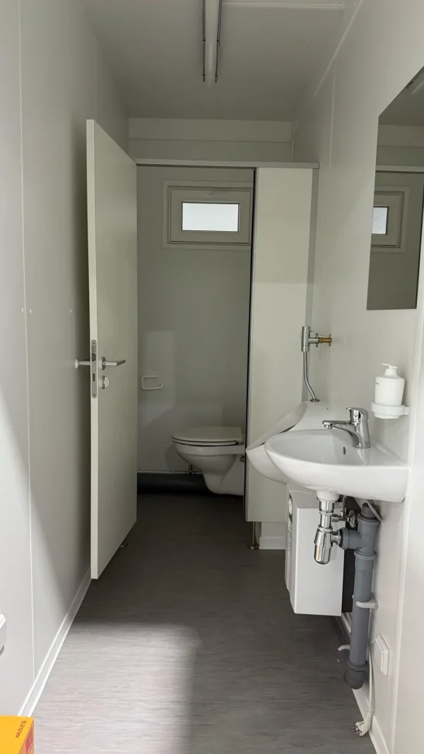 10-Fuß-Toilettencontainer Männer/Frauen – Bild 2