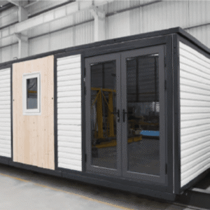Container umgebaut zu einem 39 m² großen Falt-Haus