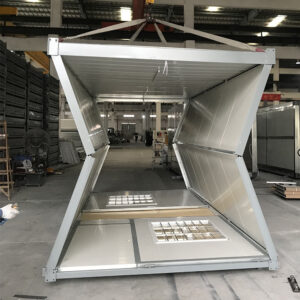 Container in ein 14m² Faltmodul verwandelt