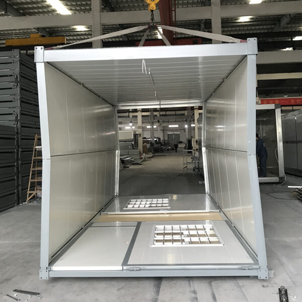 Container in ein 14m² Faltmodul verwandelt – Bild 3